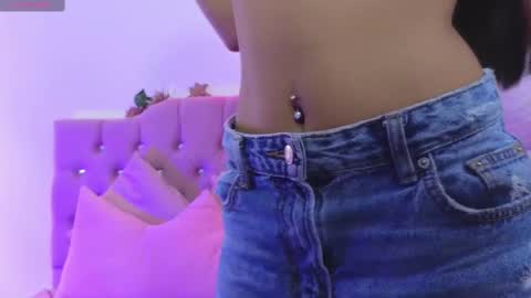 Snapshot of jazmin_tay chatting on March 12, 7:36 pm Jazmin online show from March 12, 7:36 pm