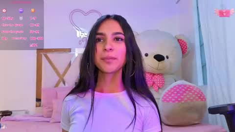 Snapshot of jazmin_tay chatting on September 23, 12:03 pm Jazmin online show from September 23, 12:03 pm