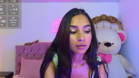 Snapshot of jazmin_tay chatting on January 22, 7:34 pm Jazmin online show from January 22, 7:34 pm