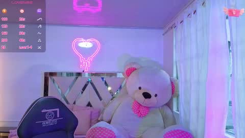 Snapshot of jazmin_tay chatting on September 25, 12:04 pm Jazmin online show from September 25, 12:04 pm