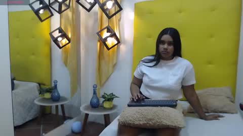 jazminblow online show from October 22, 2:33 pm
