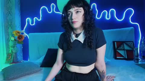 Jean online show from April 16, 8:19 pm