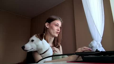 Hanna online show from May 31, 9:04 am