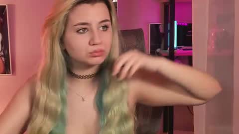 Barbara online show from June 18, 11:59 am