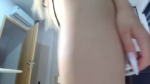 jee_sooo online show from July 2, 6:58 pm