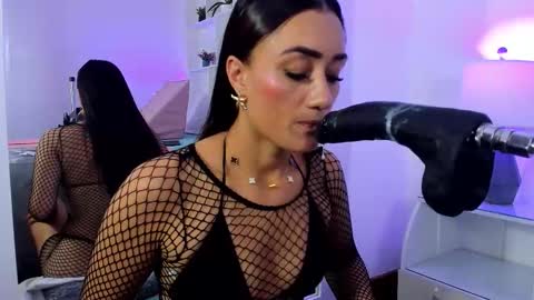 Jehn online show from November 8, 3:06 pm