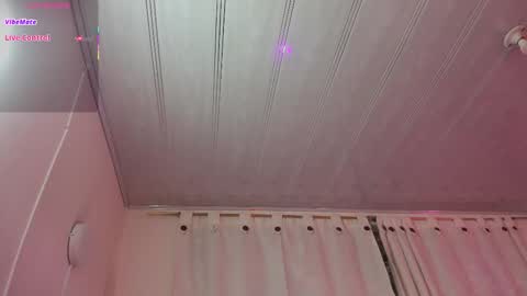 jenna_tay1 online show from January 7, 9:18 pm