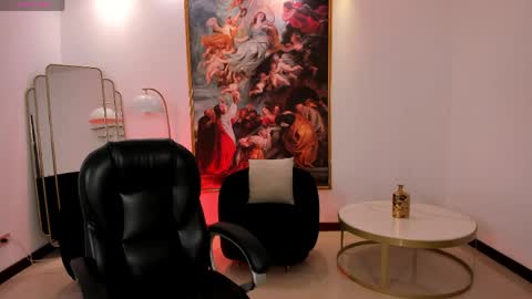 Jenna Olson  online show from April 17, 11:23 am