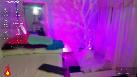 follow me in me  IG jenndy971 online show from January 11, 3:13 am