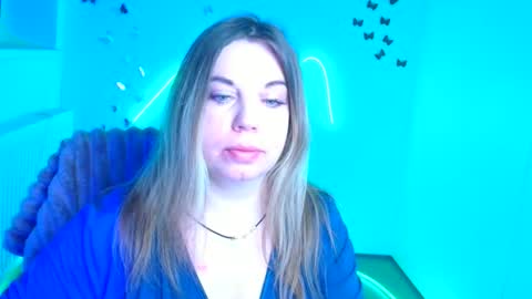 Jennifer online show from March 2, 6:47 am