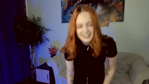 Jennifer online show from January 18, 1:51 pm