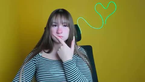 Snapshot of jennifer_xo_ chatting on October 20, 7:22 am Jennifer online show from October 20, 7:22 am