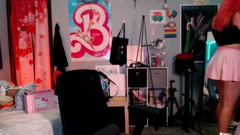 Jennifer Gwen online show from September 11, 3:40 am