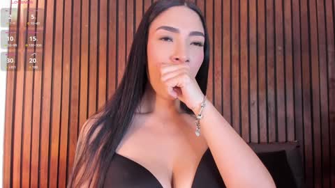 Snapshot of jennmiller_ chatting on February 4, 12:00 pm online show from February 4, 12:00 pm