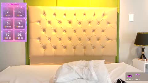 jenny__lawrence online show from July 17, 10:57 pm