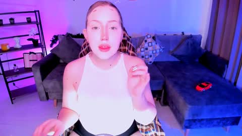 Snapshot of jenny__luv chatting on December 12, 7:52 am Jenny online show from December 12, 7:52 am