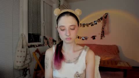 Jennifer Jenny Darling   online show from December 24, 7:44 pm