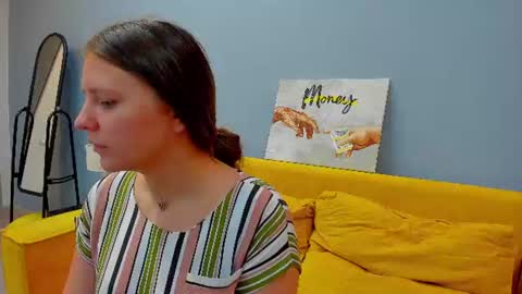 Jenny online show from June 25, 9:24 am