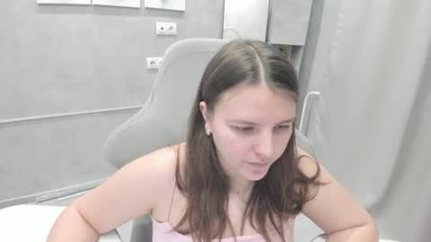Jenny online show from April 24, 12:30 pm