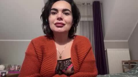 Jenny online show from December 2, 8:05 am