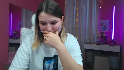 Snapshot of jenny_smitx chatting on March 12, 12:04 pm jenny_smitx online show from March 12, 12:04 pm