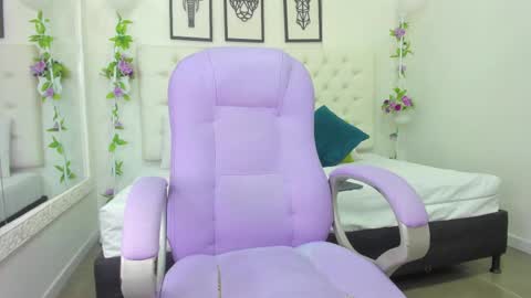 jenny_stark online show from February 18, 7:43 pm