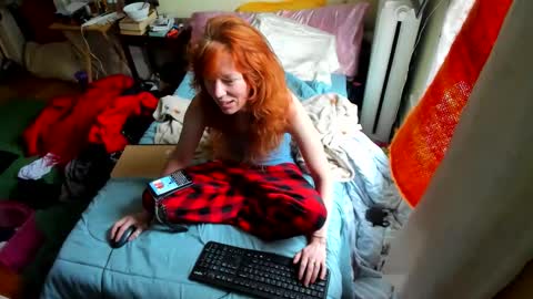 Jenn -  come to my onlyfans online show from October 20, 3:59 pm
