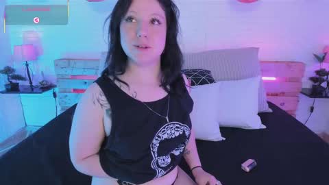 Snapshot of jensenhill chatting on September 20, 11:52 am Angela online show from September 20, 11:52 am