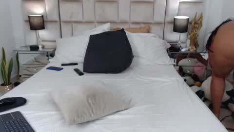 JESICA online show from February 8, 10:50 am