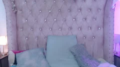 Jessica  online show from March 12, 10:12 pm