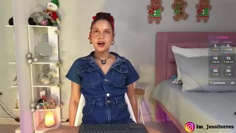 Jessica online show from December 22, 3:15 pm