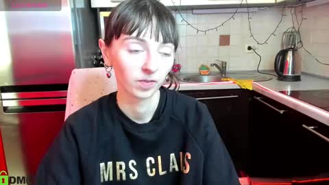 jessicaforris online show from February 26, 7:55 am