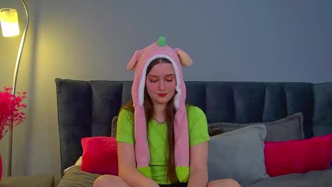 Jessica online show from January 17, 6:32 am