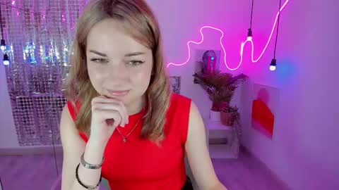 Snapshot of jessie_cuti chatting on October 16, 1:14 pm Jessie online show from October 16, 1:14 pm