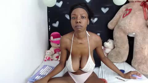 Jessie Big Boobs online show from November 27, 1:14 pm