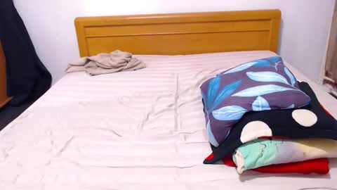 jessiestar3 online show from November 28, 7:44 am