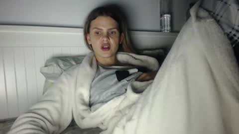 jessieryan online show from November 24, 4:53 pm