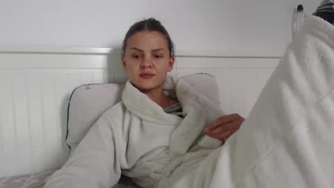 Snapshot of jessiexryan chatting on October 5, 5:34 am jessieryan online show from October 5, 5:34 am