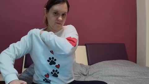 jessika97 online show from October 20, 5:43 am