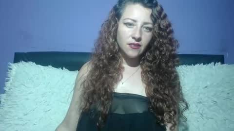 Snapshot of jessymoon00 chatting on December 6, 9:45 pm jessy online show from December 6, 9:45 pm