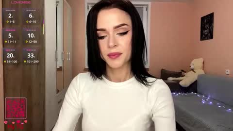 Lea online show from November 27, 4:10 pm