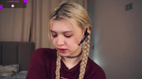 Daryl online show from November 24, 6:21 pm