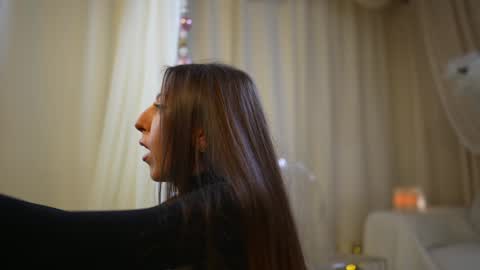 Jeyssy also Andra  online show from December 14, 9:09 pm