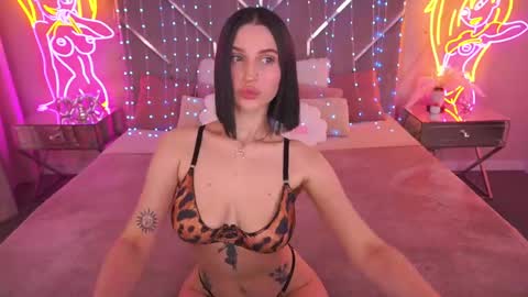 Jeysy online show from May 30, 3:42 pm