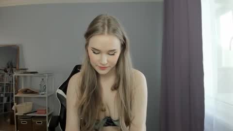 Amy  next stream on Wednesday Thursday Friday Saturday and Sunday at 16 pm GMT3 online show from September 28, 1:05 pm