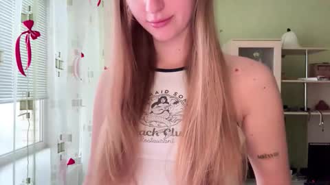 Jinny online show from December 18, 7:13 am