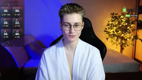 J online show from December 16, 7:09 pm