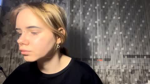 Aurora online show from February 14, 3:14 pm