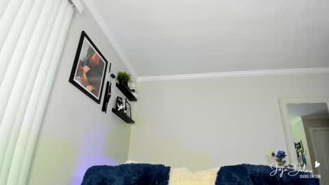    online show from October 14, 12:46 am