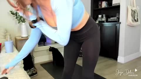    online show from February 28, 5:26 pm